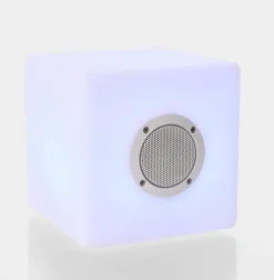 Outlet Bizzotto LAMPADA LED SPEAKER IN PLASTICA 20X20 - CUBO
